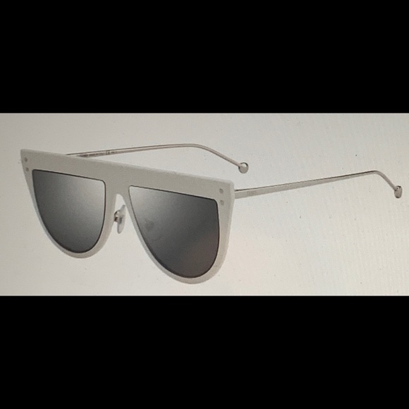 Fendi Accessories - New Women’s Authentic Fendi Sunglasses